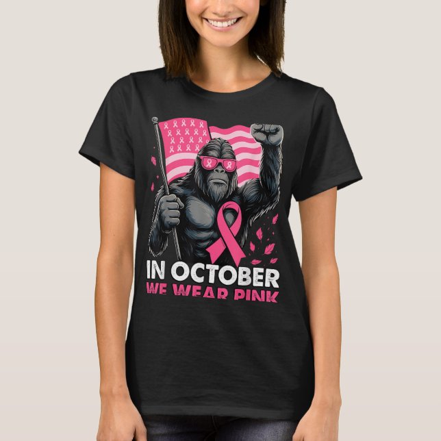 I oktober Bäror vi Rosa Bigfoot Breast Cancer Awar T Shirt (Framsida)