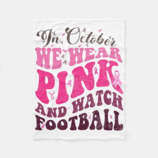 I oktober Bäror vi Rosa och tittar på fotbolls-bäc Fleecefilt