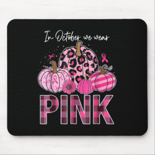 I oktober Bäror vi Rosa Pumpkin Breast Cancer Awar Musmatta