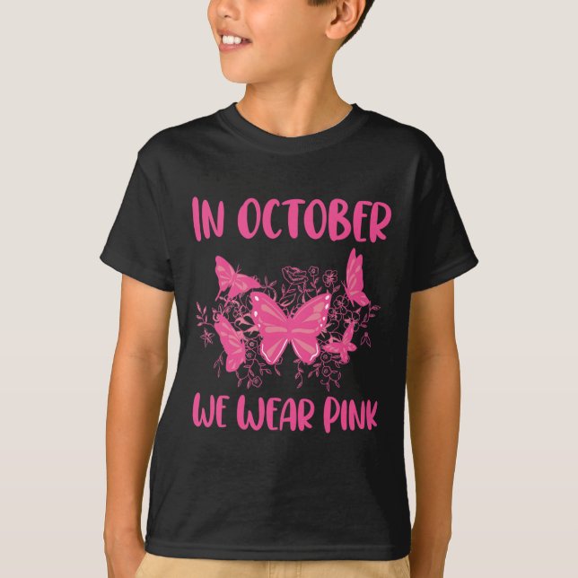 I oktober Bäror vi Rosa Roligt Butterfly Graphics  T Shirt (Framsida)