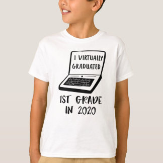 I Praktiskt taget graderad första KLASS 2020 T Shirt
