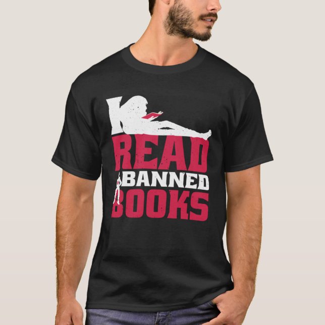 I Read Banned Books T Shirt (Framsida)