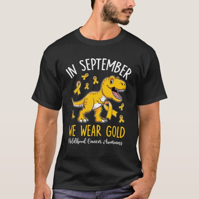 I september 2011 gav vi Guld barncancervårdsbelöni T Shirt (Framsida)