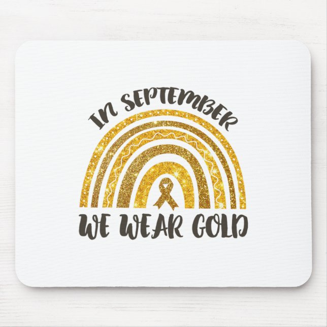 I september bär vi guld regnbåge barncancer musmatta (Framsidan)
