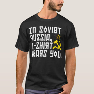 I sovjetiska Ryssland ha på sig tshirten dig T-shirt