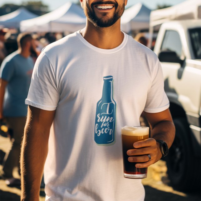 I Springa för Beer Fitness Humor Blue Flaska T Shirt (Skapare uppladdad)