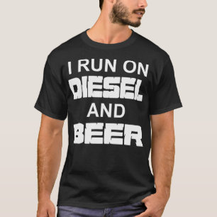 I Springa på lövnen Diesel och Beer Hoodie Lastbil T Shirt