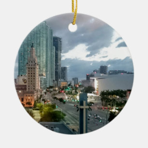 I stadens centrum Miami Julgransprydnad Keramik