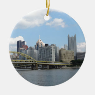 I stadens centrum Pittsburgh horisont Julgransprydnad Keramik