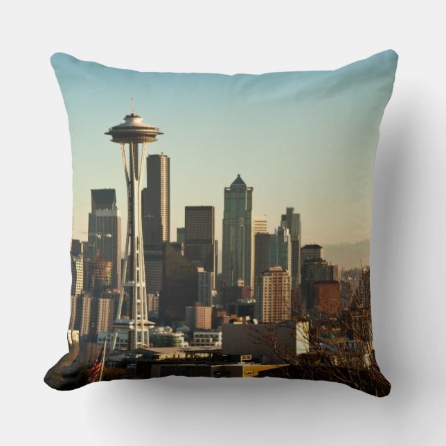 I stadens centrum Seattle horisont och utrymmenål Kudde (Framsida)