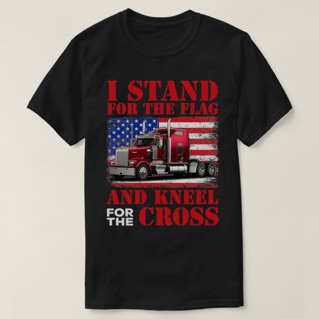 I Stand For The Flag And Kneel Cross T Shirt (Design framsida)