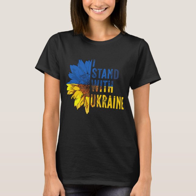 I stand with Ukraine. Sunflower symbol of Peace.  T Shirt (Framsida)