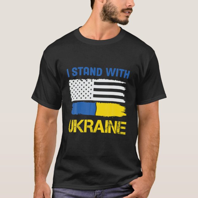 I Stand With Ukraine T Shirt (Framsida)