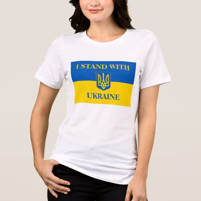 I stand with Ukraine. Ukrainian flag.Coat of Arms T Shirt (Framsida)