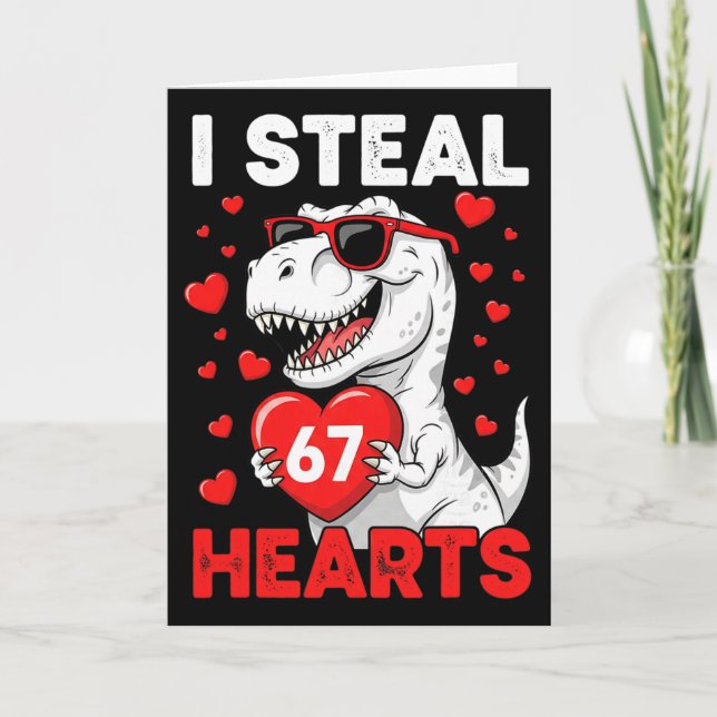 I Steal 67 Hearts Funny 67 Valentine Dinosaur Men  Kort (Framsida)