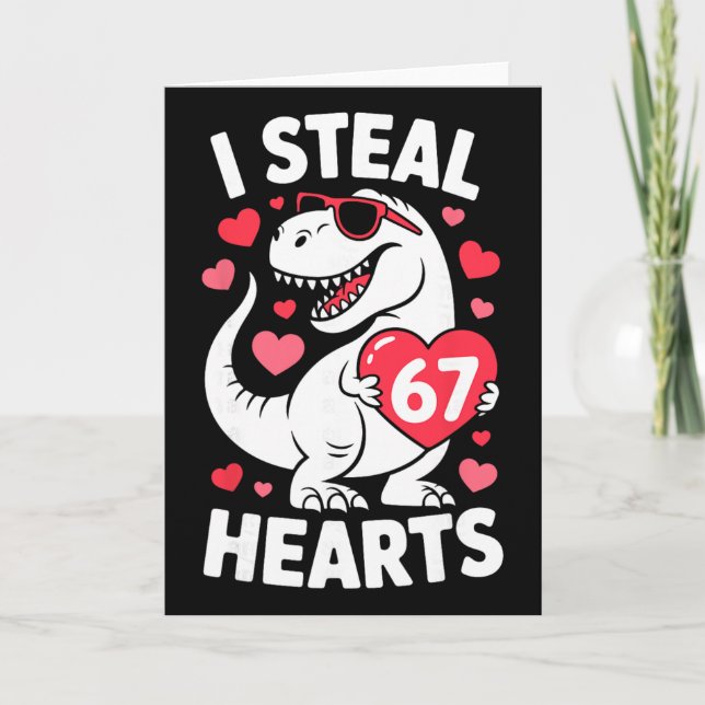 I Steal 67 Hearts Funny 67 Valentine Dinosaur Men  Kort (Framsida)