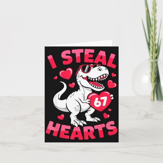 I Steal 67 Hearts Funny 67 Valentine Dinosaur Men  Kort (Framsida)