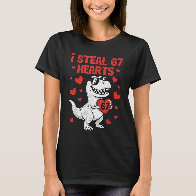 I Steal Hearts Dino Boys Dinosaur Valentines 67 To T Shirt (Framsida)