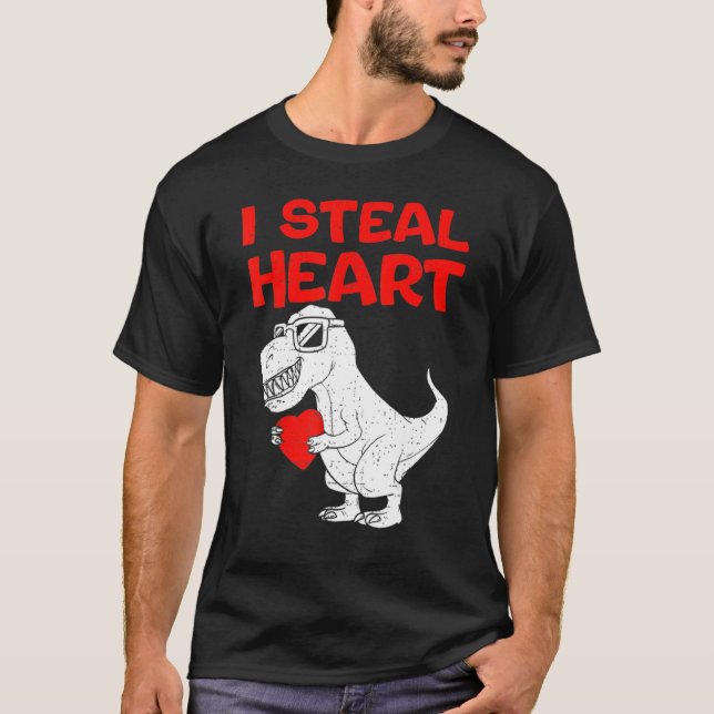 I Steal Hearts Dinosaur Rex Valentines Day Boys Ki T Shirt (Framsida)