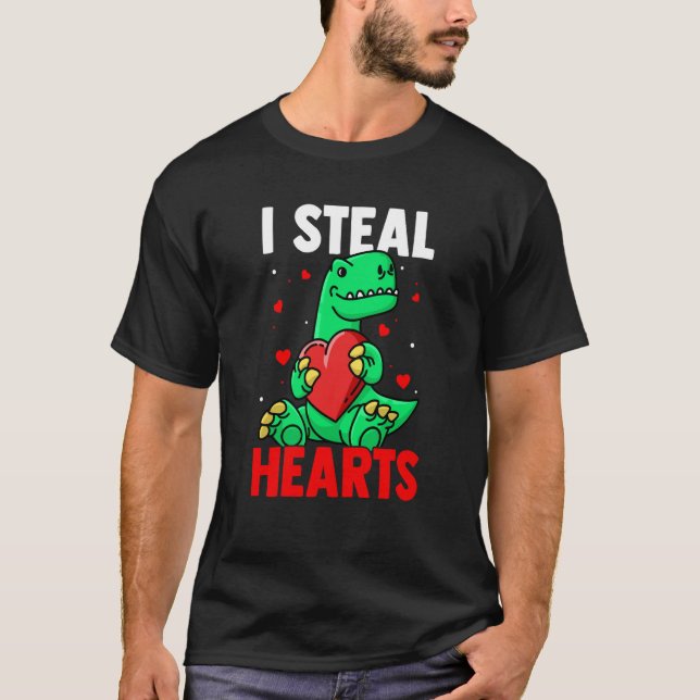 I Steal Hearts Valentine's Day Dino Roses Date Nig T Shirt (Framsida)
