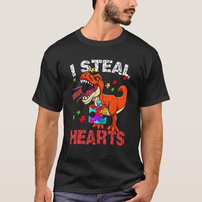 I Steal Hearts Valentines day Dinosaur Boys Manar  T Shirt (Framsida)