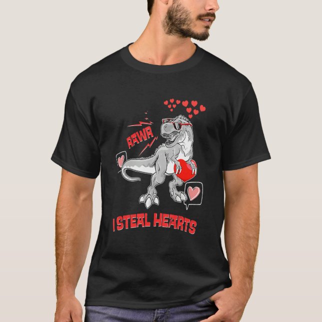 I Steal Hearts Valentines Day Dinosaur Boys Men Lo T Shirt (Framsida)