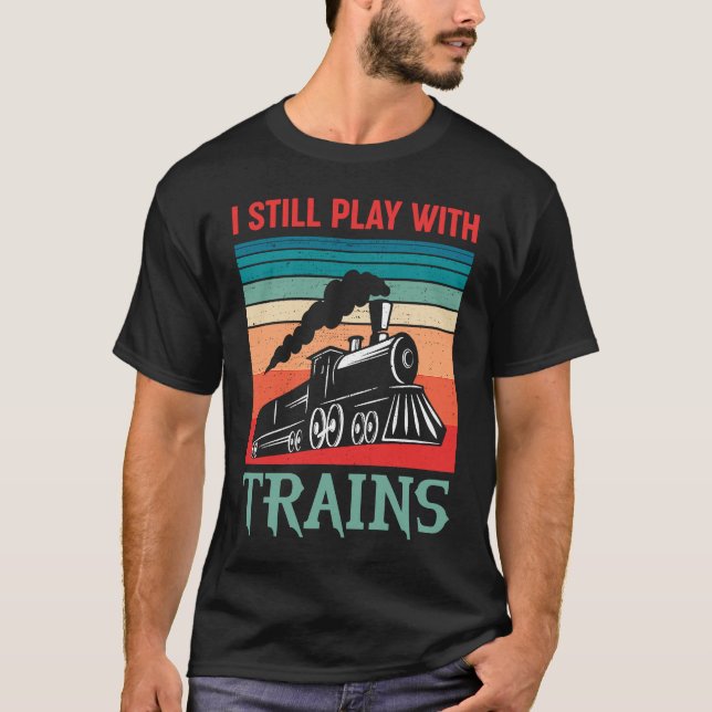 I still play with trains retro train children t shirt (Framsida)