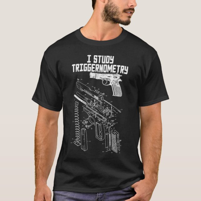 I studie Triggernometri på Back Gun Funny T Shirt (Framsida)