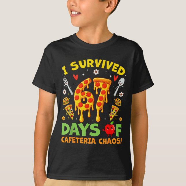 I Survived 67 Days Of Cafeteria Chaos Funny Boy Gi T Shirt (Framsida)