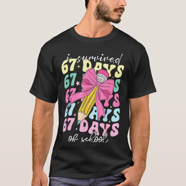 I Survived 67 Days Of School Coquette Bow Student  T Shirt (Framsida)