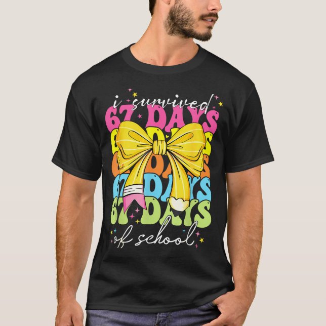 I Survived 67 Days Of School Coquette Bow Student  T Shirt (Framsida)
