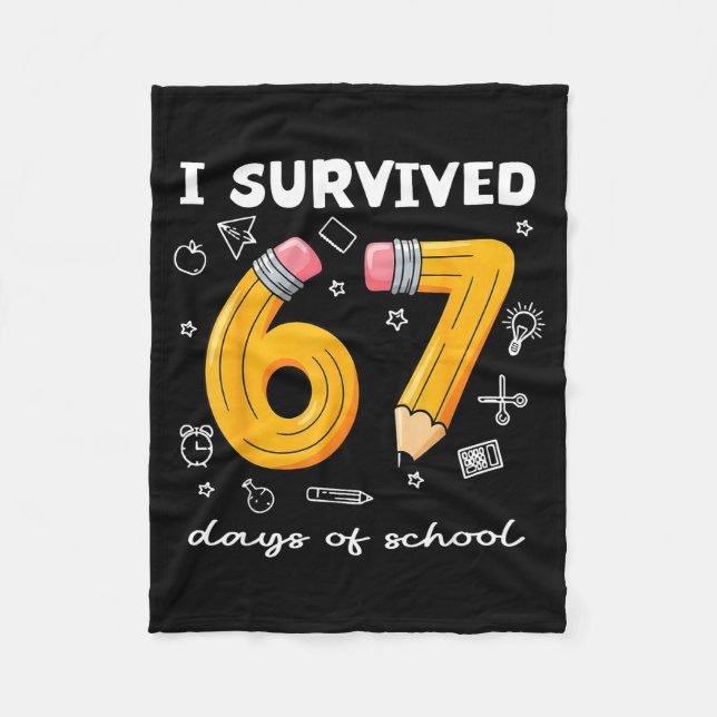 I Survived 67 Days Of School Funny 67 Meme Teacher Fleecefilt (Framsidan)