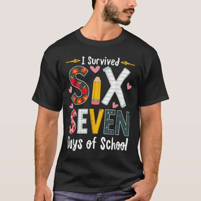 I Survived 67 Days Of School Funny 67 Teachers Stu T Shirt (Framsida)