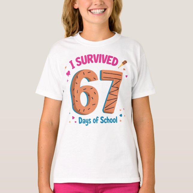 I Survived 67 Days of School Funny Kids School T Shirt (Framsida)
