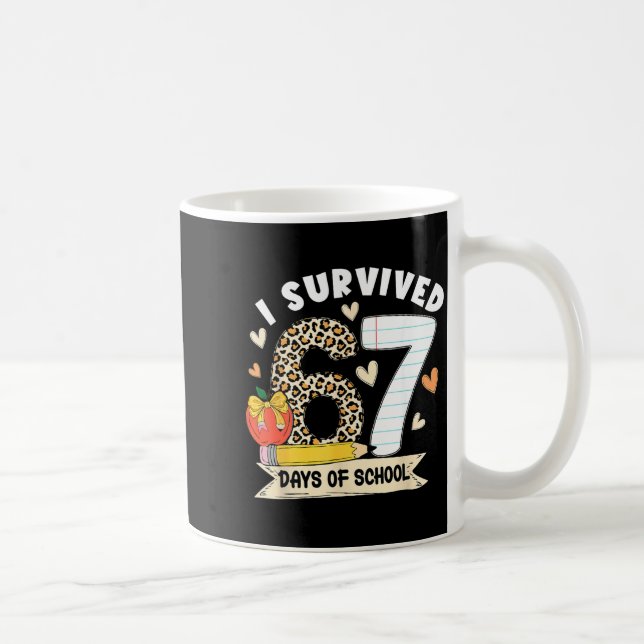 I Survived 67 Days Of School Funny Leopard Student Kaffemugg (Höger)