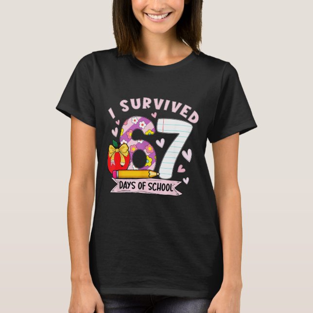 I Survived 67 Days Of School Funny Leopard Student T Shirt (Framsida)