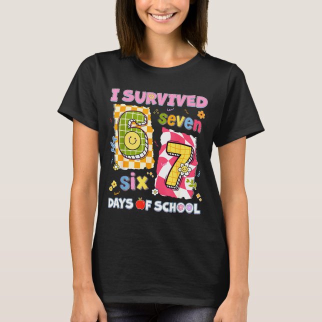 I Survived 67 Days Of School Funny Meme Boy Girl T T Shirt (Framsida)