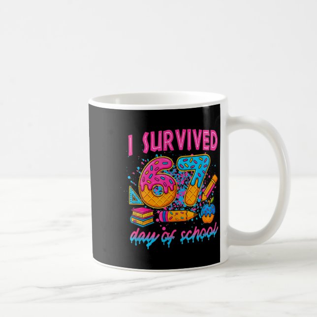 I Survived 67 Days Of School Funny Meme Ice Cream  Kaffemugg (Höger)
