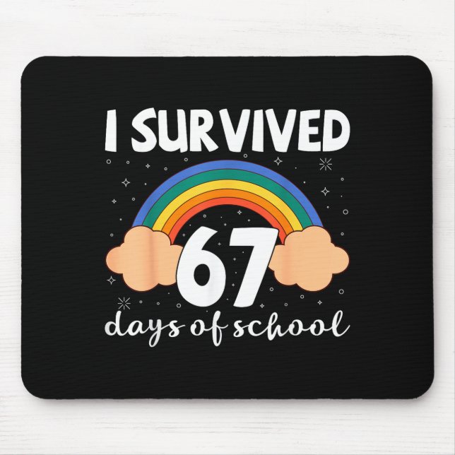 I Survived 67 Days Of School Funny Meme Student Te Musmatta (Framsidan)