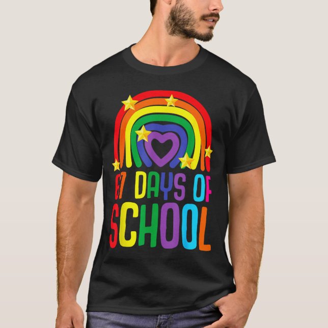 I Survived 67 Days Of School Funny Meme Student Te T Shirt (Framsida)