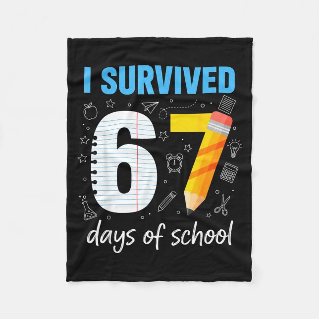 I Survived 67 Days Of School Funny Meme Teacher St Fleecefilt (Framsidan)