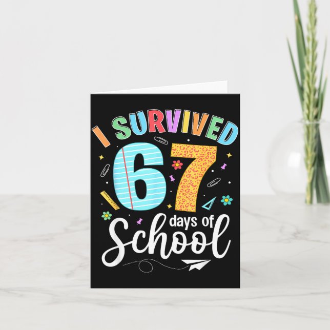 I Survived 67 Days Of School Funny Meme Teachers S Kort (Framsida)