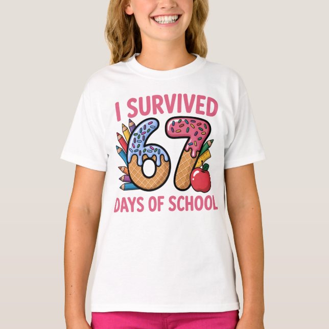 I Survived 67 Days of School Ice Cream Waffl T Shirt (Framsida)
