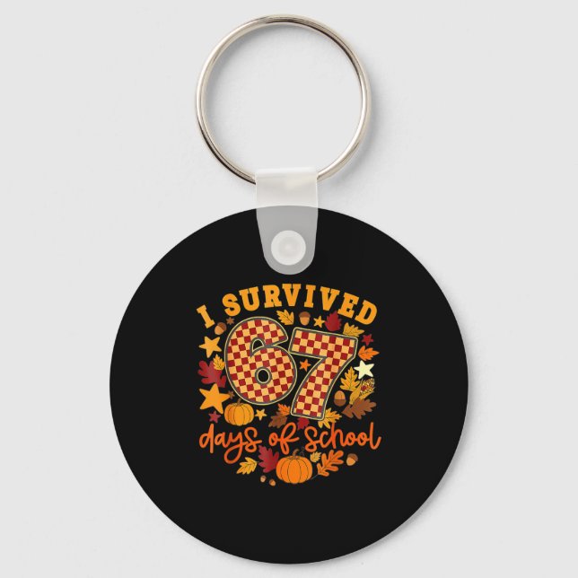 I Survived 67 Days Of School Retro Teacher Thanksg Nyckelring (Framsida)