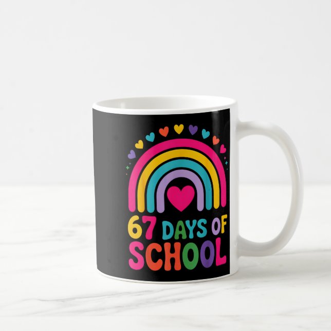I Survived 67 Days Of School Tie Die Rainbow Lover Kaffemugg (Höger)
