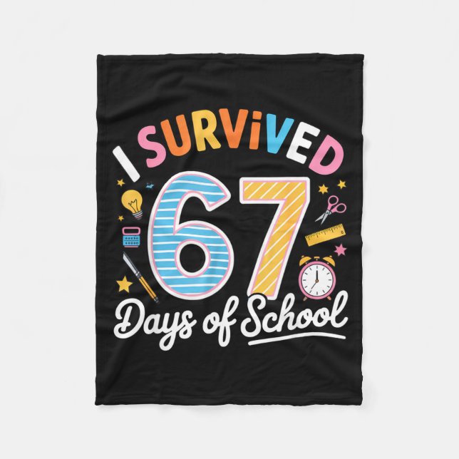 I Survived 67 Days School Funny Six Seven Meme Tea Fleecefilt (Framsidan)