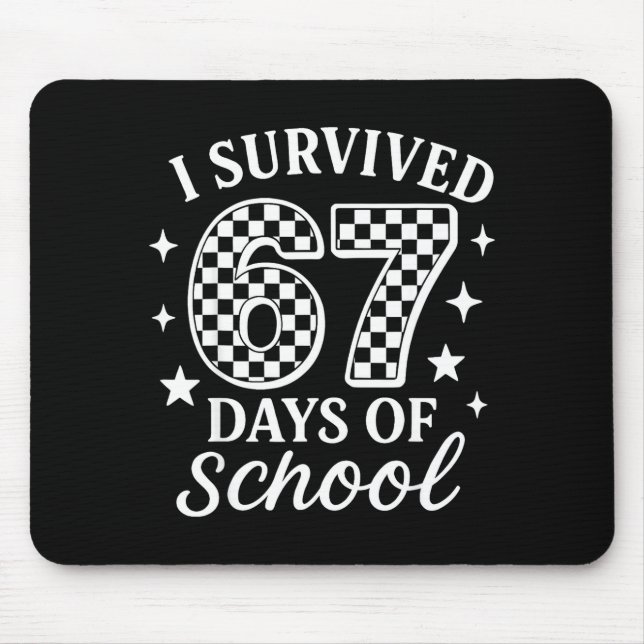 I Survived 67 Six Seven Days Of School Checkered B Musmatta (Framsidan)