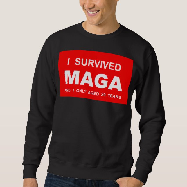 I Survived MAGA  Lång Ärmad Tröja (Framsida)