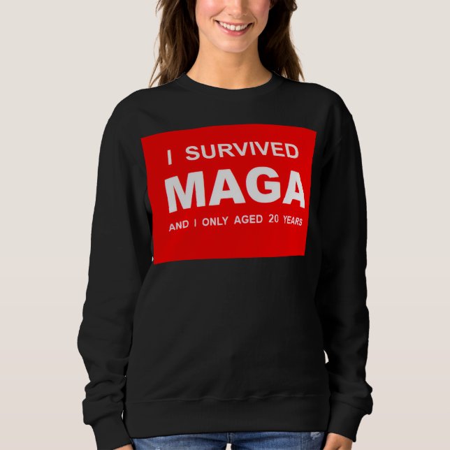 I Survived MAGA  T Shirt (Framsida)
