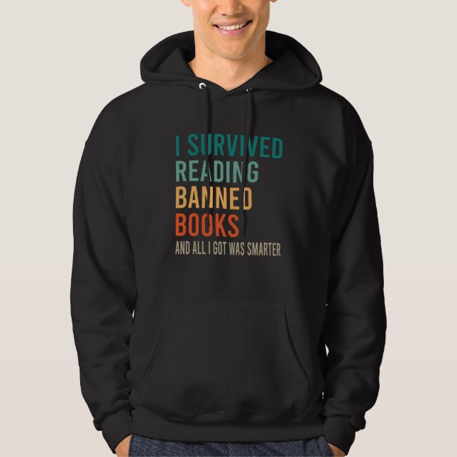 I Survived Reading Banned Books Book Bookaholic Hoodie (Framsida)